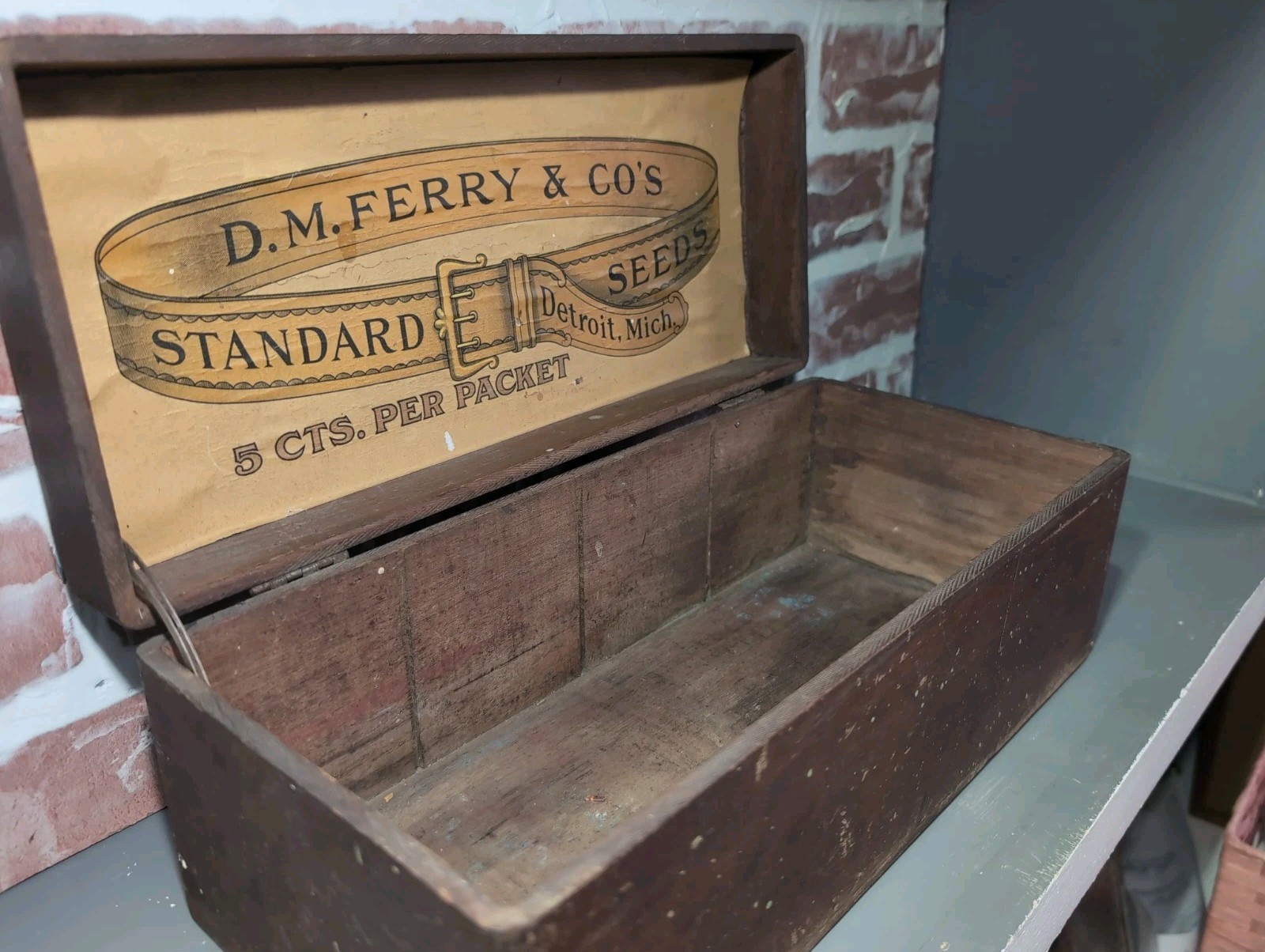 Antique D.M. Ferry & Co’s standard seeds Wooden Box Store Display Advertisement