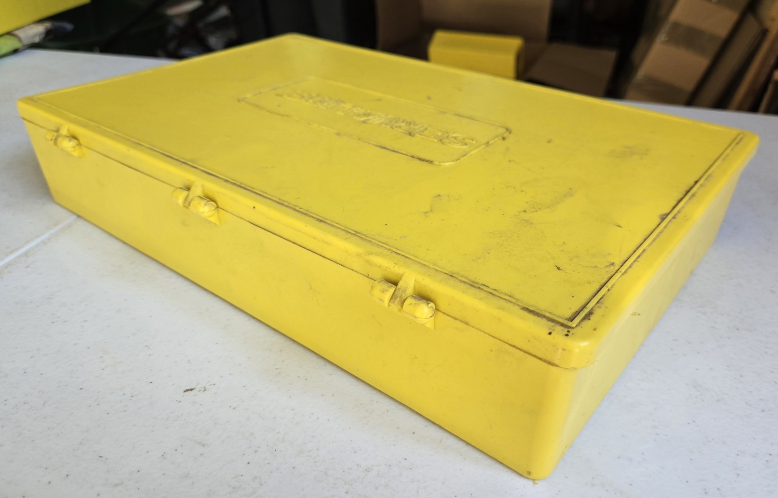 Large Serv-a-Lite Strain Relief Bushings Storage Box Serv-a-lite Products Empty