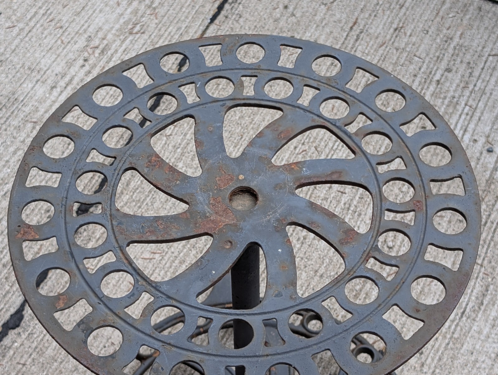 Cast Iron Country Store Industrial Wheel Broom Display Rack Buggy Whip S.C Tatum