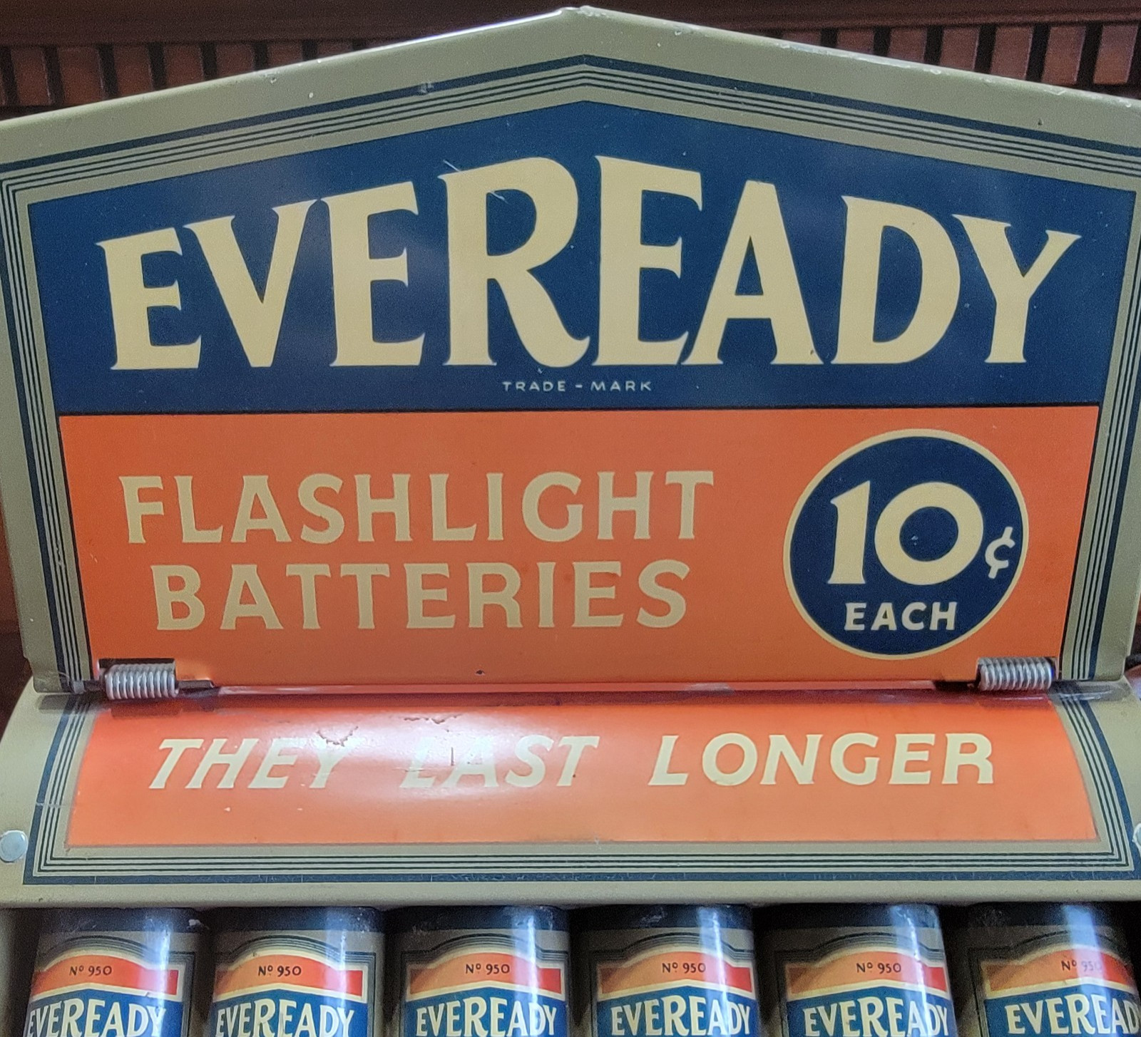 EVEREADY Batteries Store Counter Advertising Display 1930s