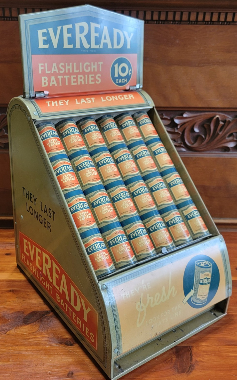 EVEREADY Batteries Store Counter Advertising Display 1930s