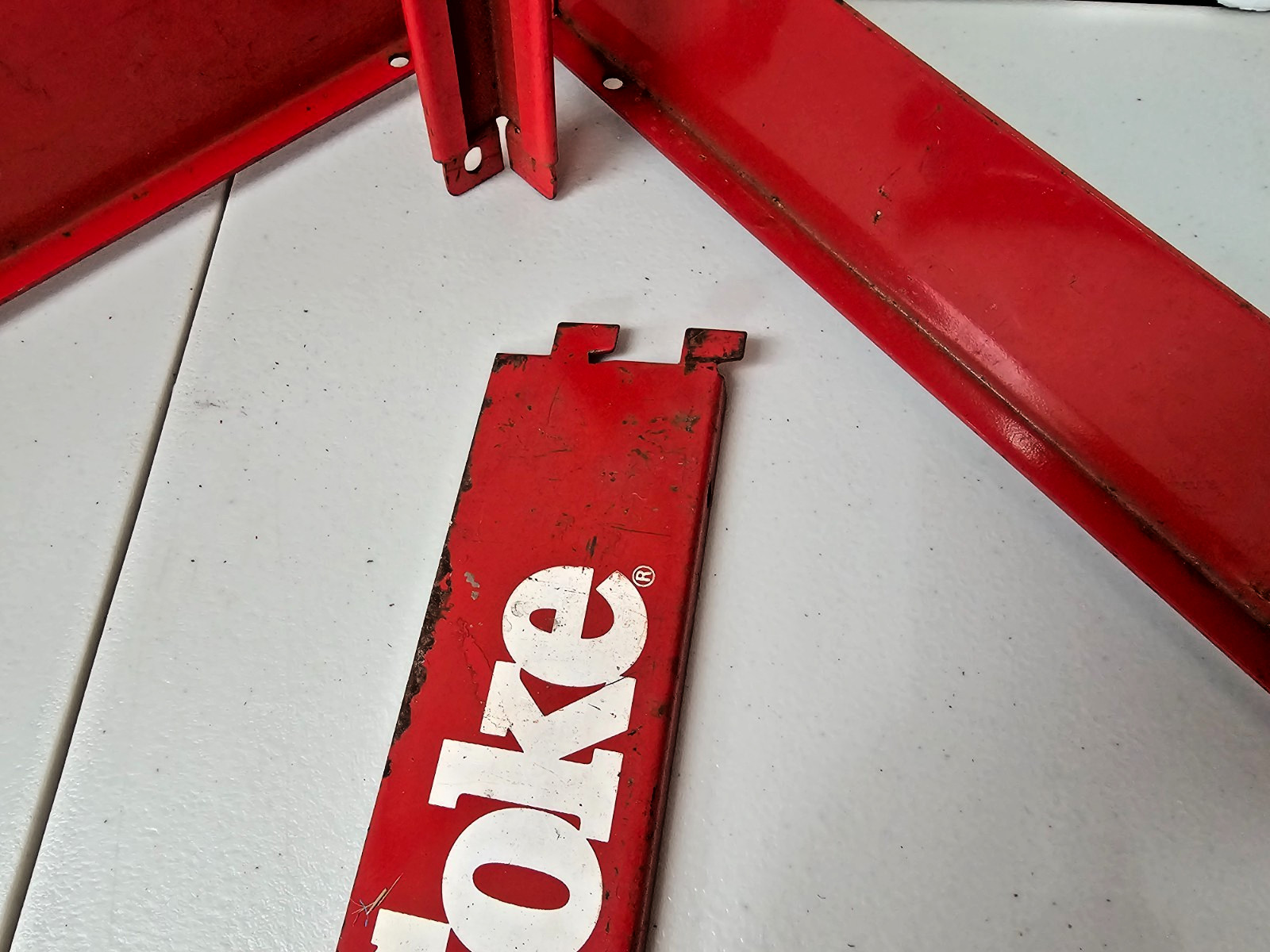 Coca-Cola Heavy Duty Metal Store Display Rack – 9 Plaques 8 Rails – VTG