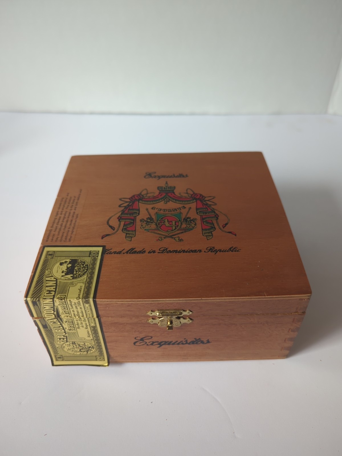 Arturo Fuente Wooden Empty Cigar Box – Cuban Corona 7x7x3 BB #533