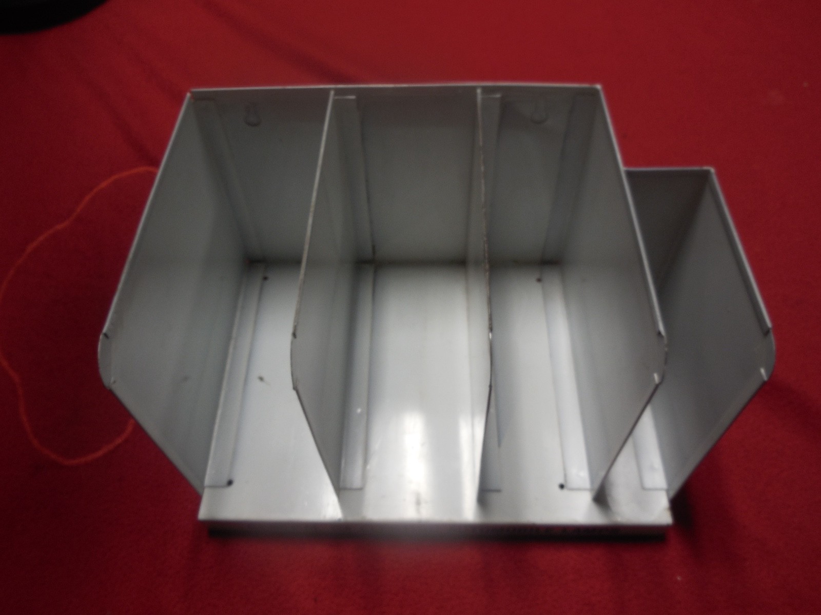 One vintage 1970`s General Electric GE automotive bulb display rack Garage Parts