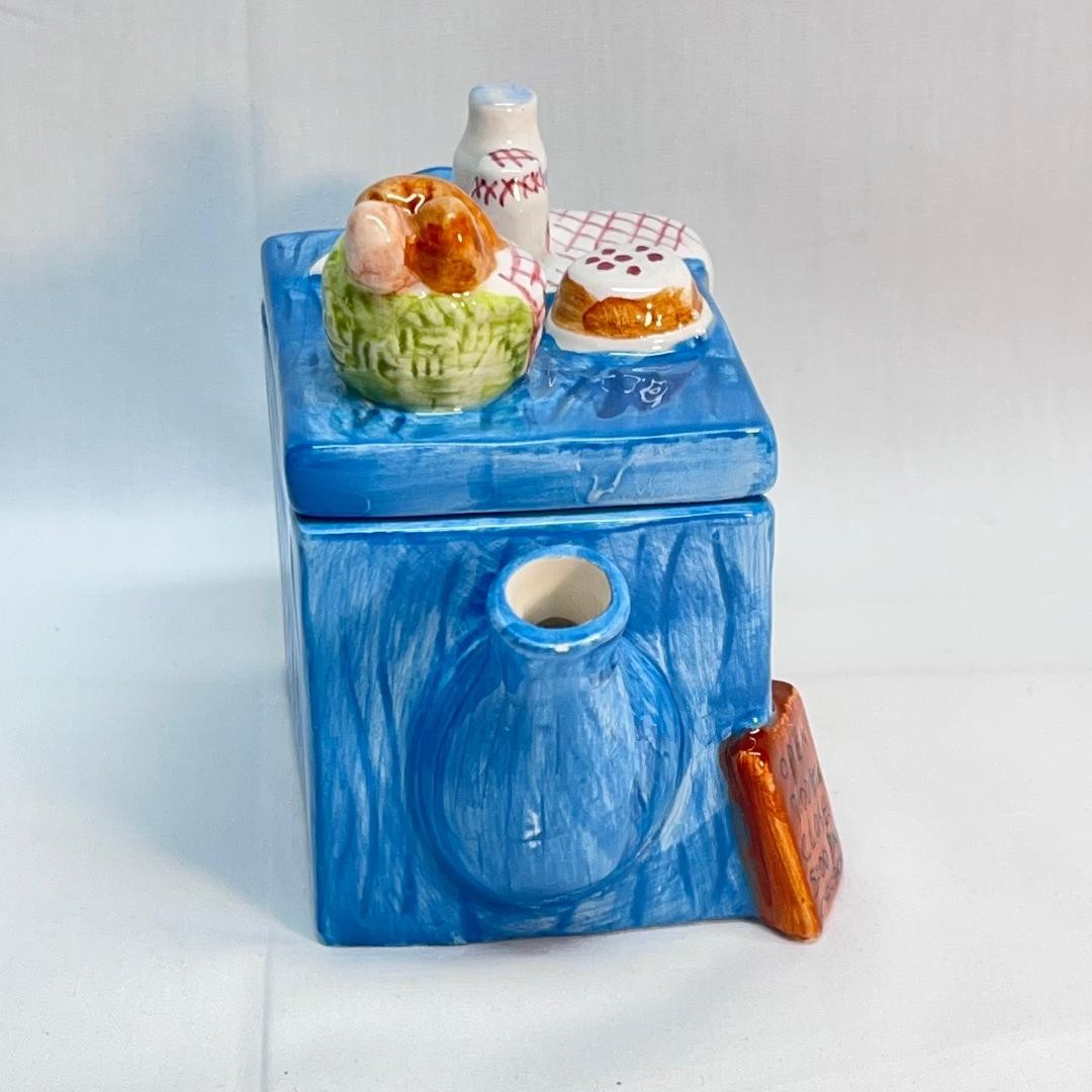 VTG Store Counter Display Teapot Bakery Items Porcelain 2 1/2″Wx6″Lx3″H *READ*