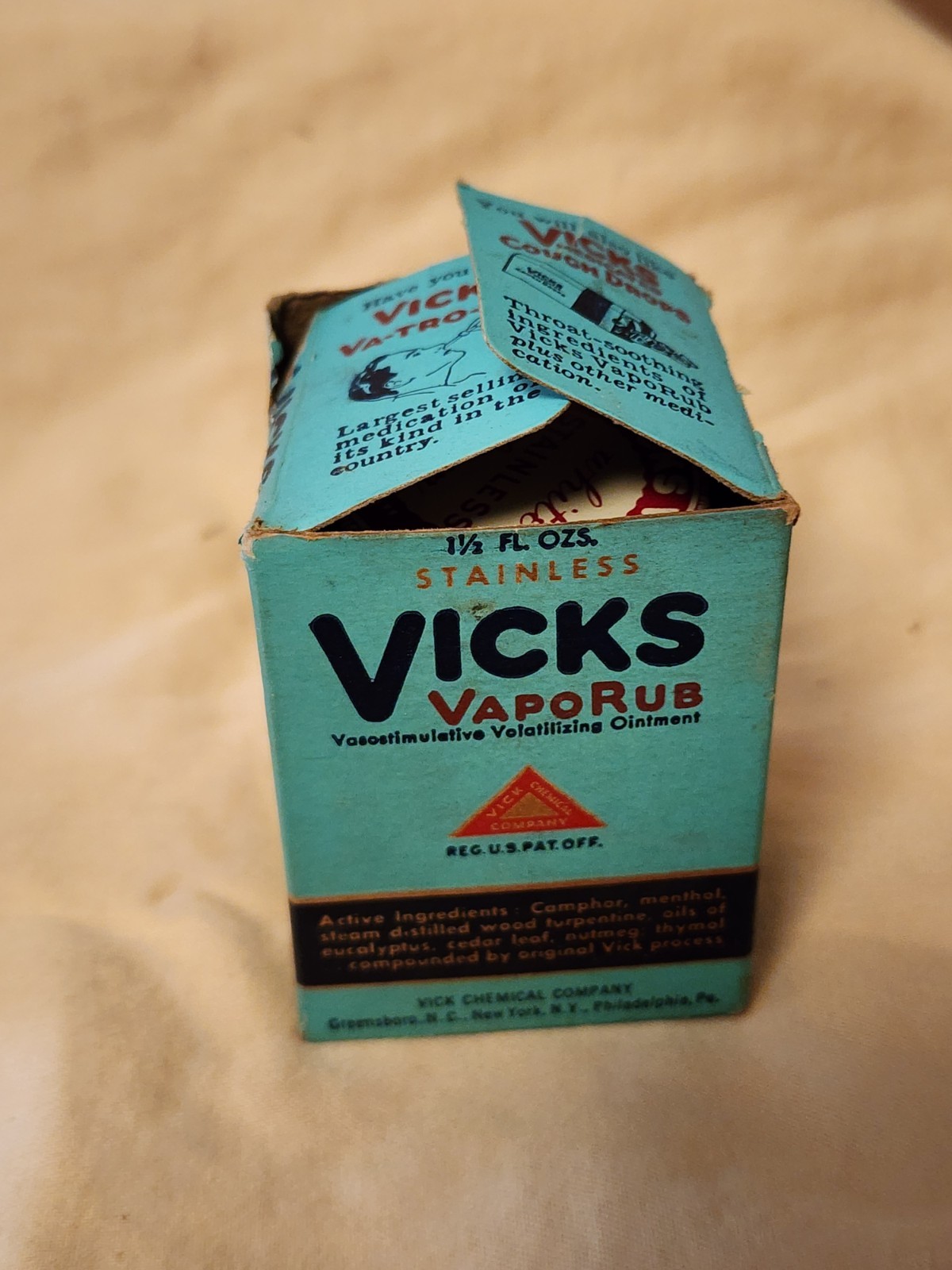 Vintage VICKS VapoRub and VICKS VA-TRO-NOL nose drops full sealed bottles w/ box