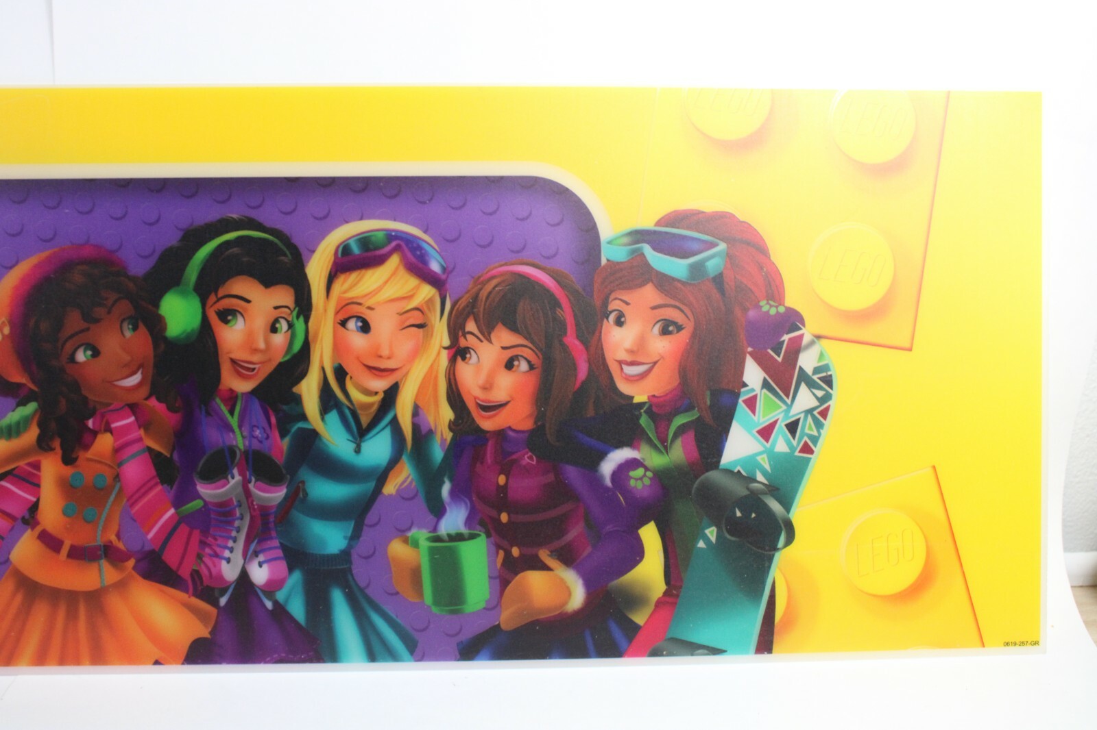 LEGO Friends Toys R Us Acrylic Plastic Display Banner Sign Yellow 24 x 11.5 EUC