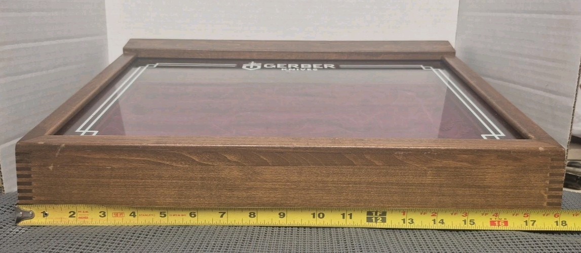 Vintage Gerber Knives Glass Faced Wooden Counter Knife Display – See Pics 4 Dims