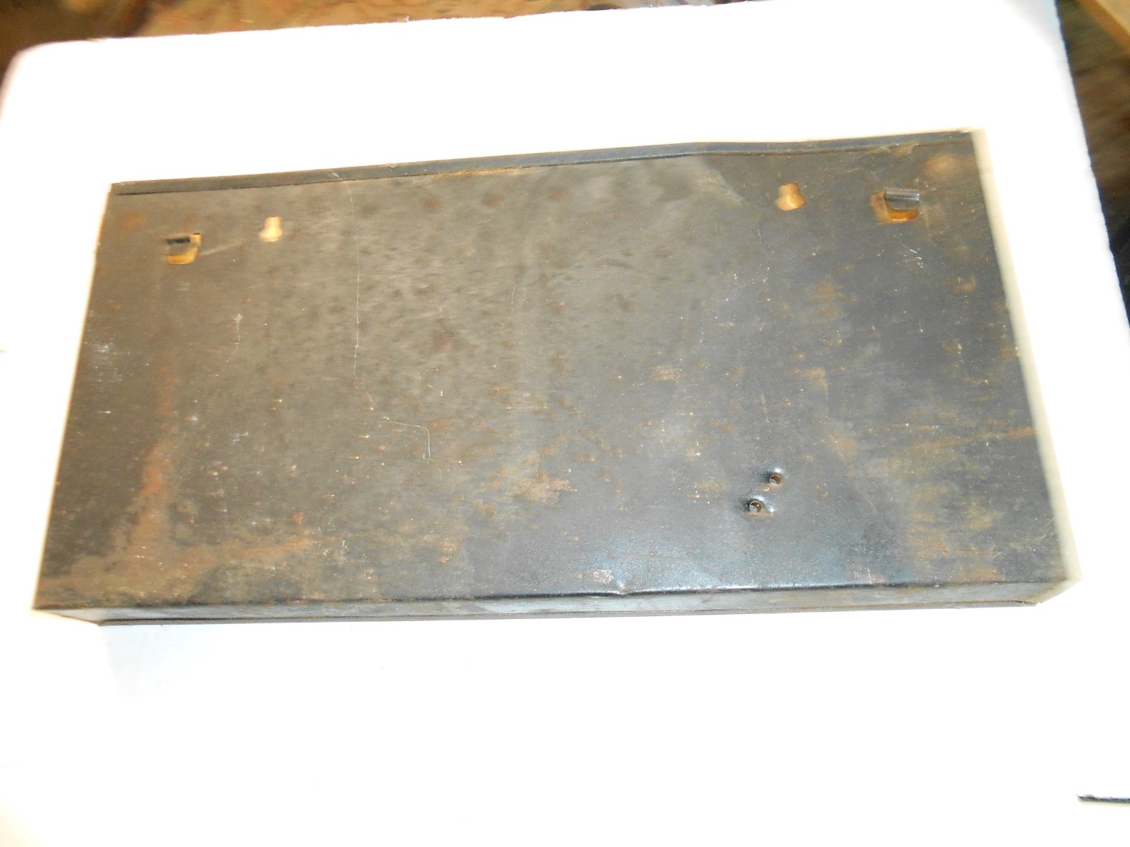 VINTAGE CRAIN WALL MOUNTED 1/2 PIPE NIPPLE HOLDER 14 3/8 X 7 X 1 5/8