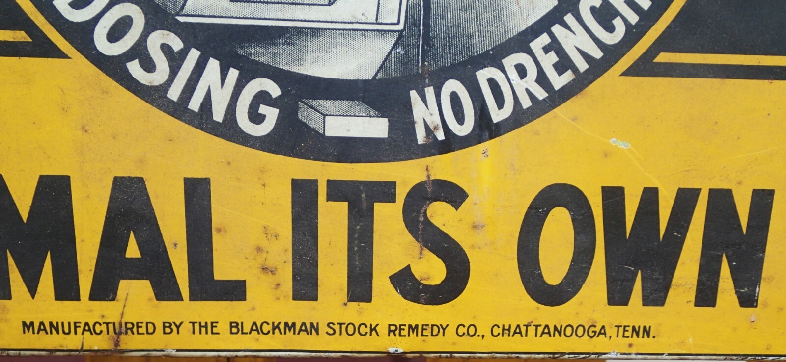 ANTIQUE BLACKMAN’S MEDICATED SALT BRICK TIN SIGN WOOD STORE SHELF RACK DISPLAY
