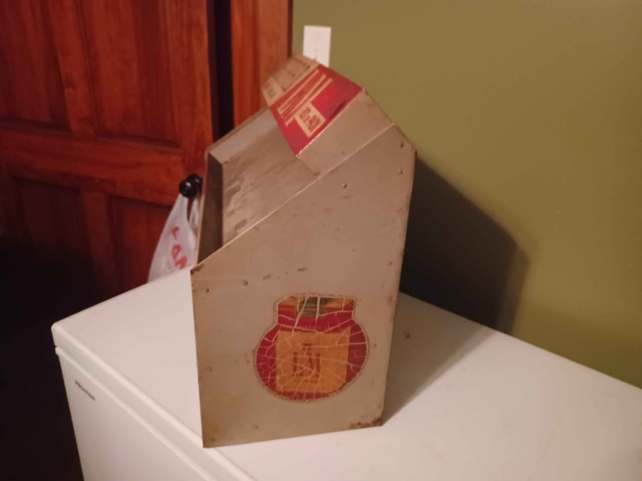 VINTAGE CHESTERFIELD/LM METAL GENERAL STORE CIGARETTE DISPLAY RACK