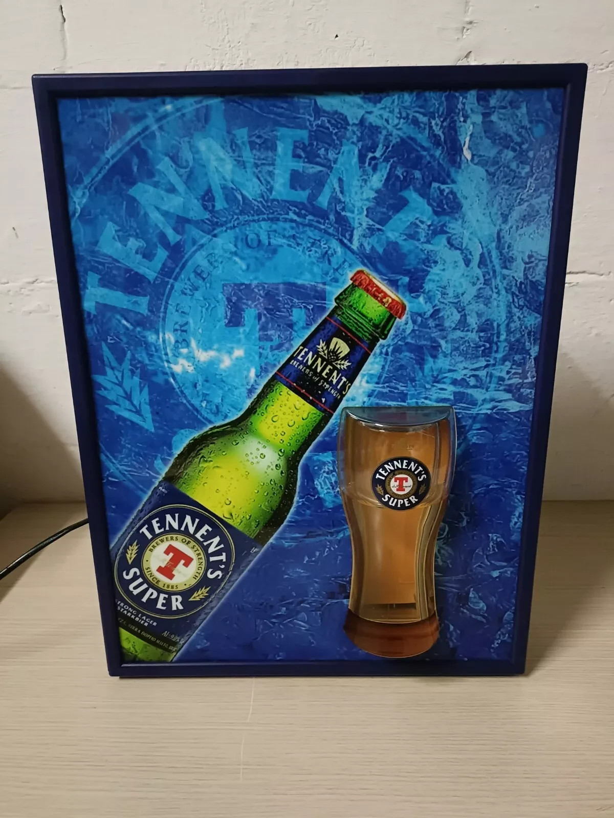 Awesome Tennent’s Light Sign – A Sign/Show Like Few