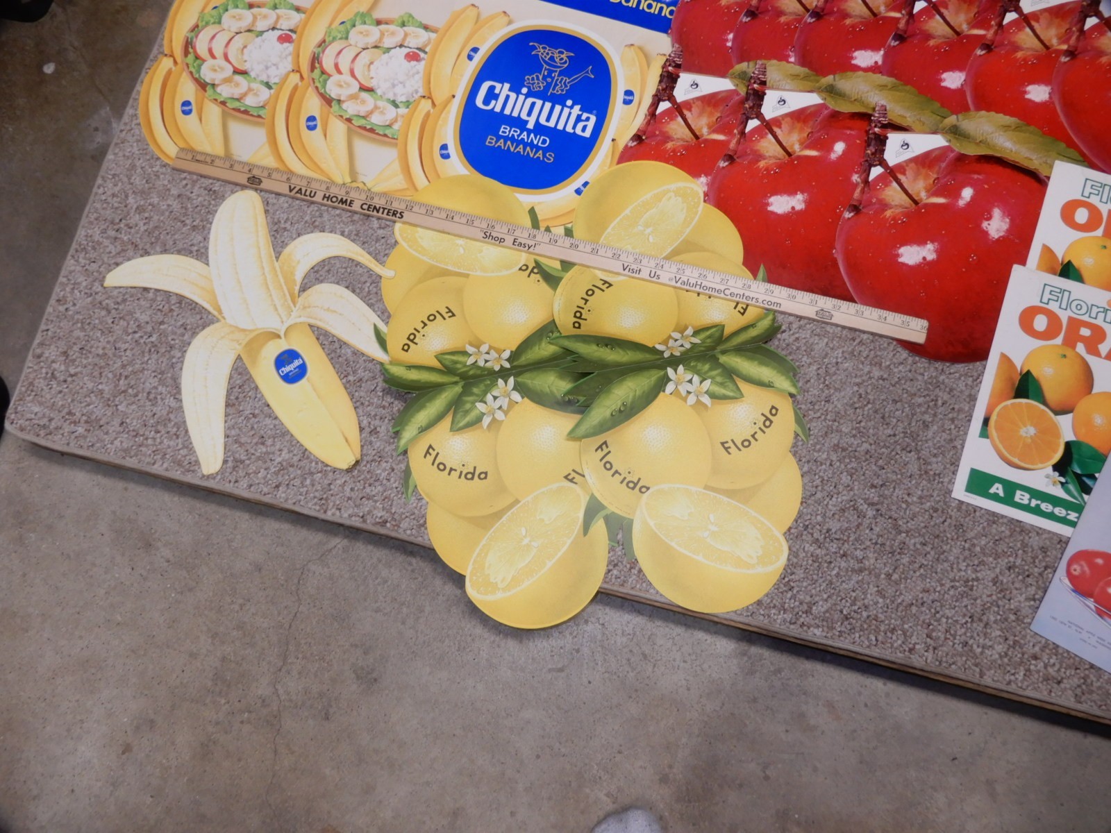 VINTAGE ADVERTISING GENERAL STORE APPLES BANANAS ORANGES SIGNS CA. 1970