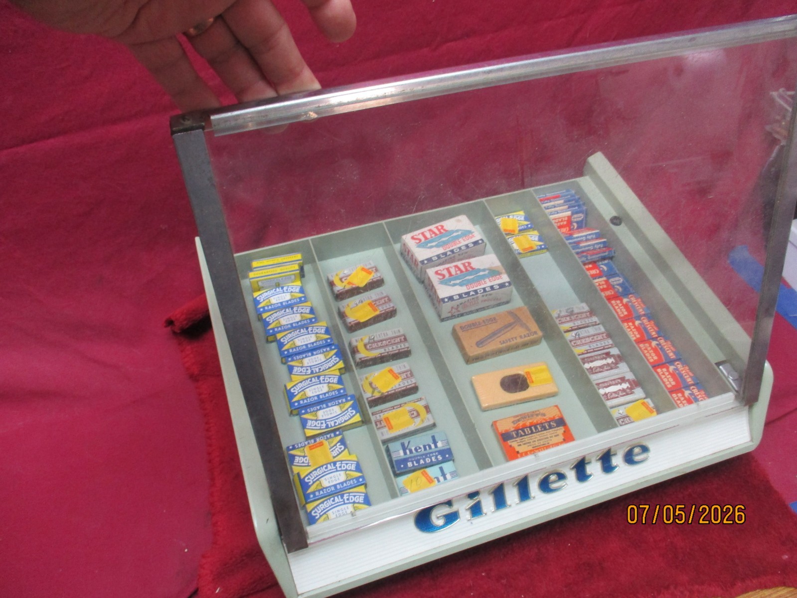 Original 1956 GILLETTE Safety Razor Store Countertop Display, Full of Old Stock