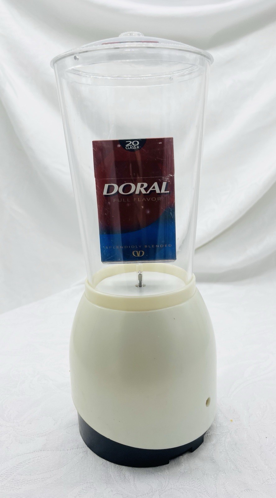 WORKING Vintage 2001 Doral Cigarette Counter Top Display – Motorized – Blender