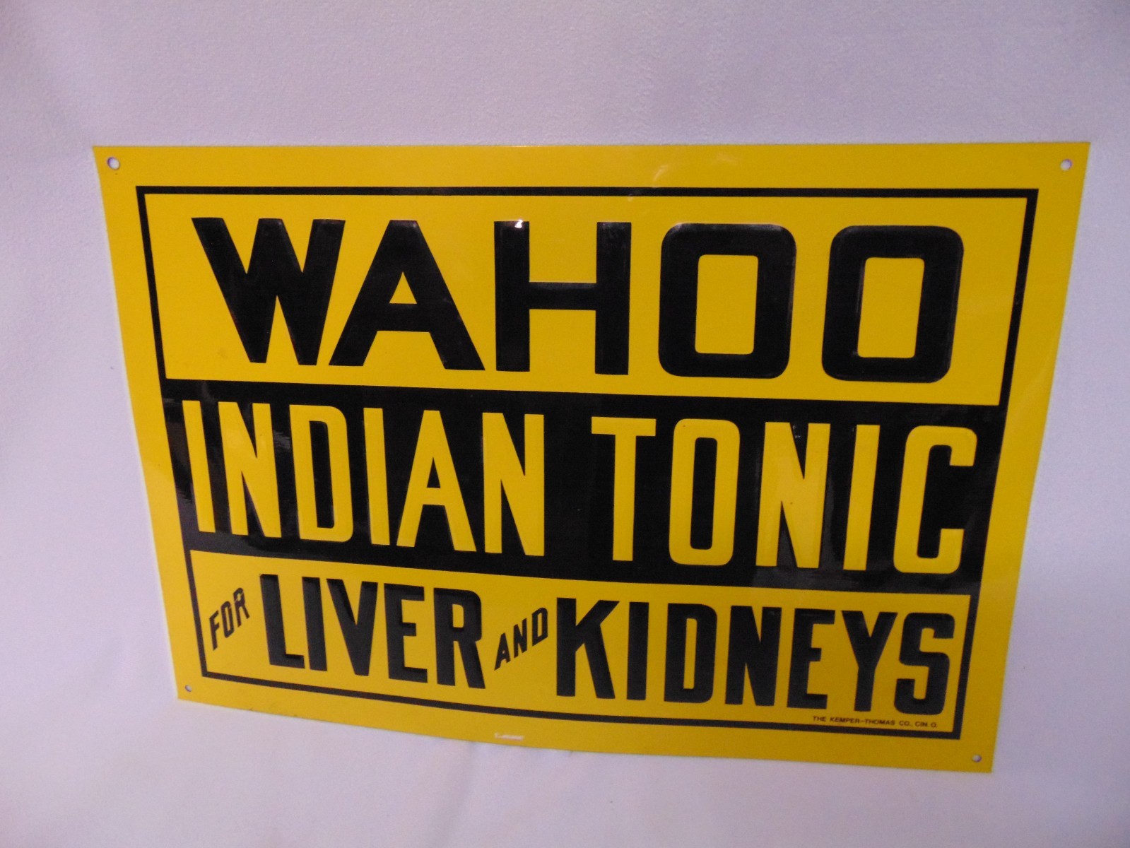 Vintage Wahoo Indian Tonic For Liver & Kidneys Tin Sign Kemper-Thomas Co 14 x 10