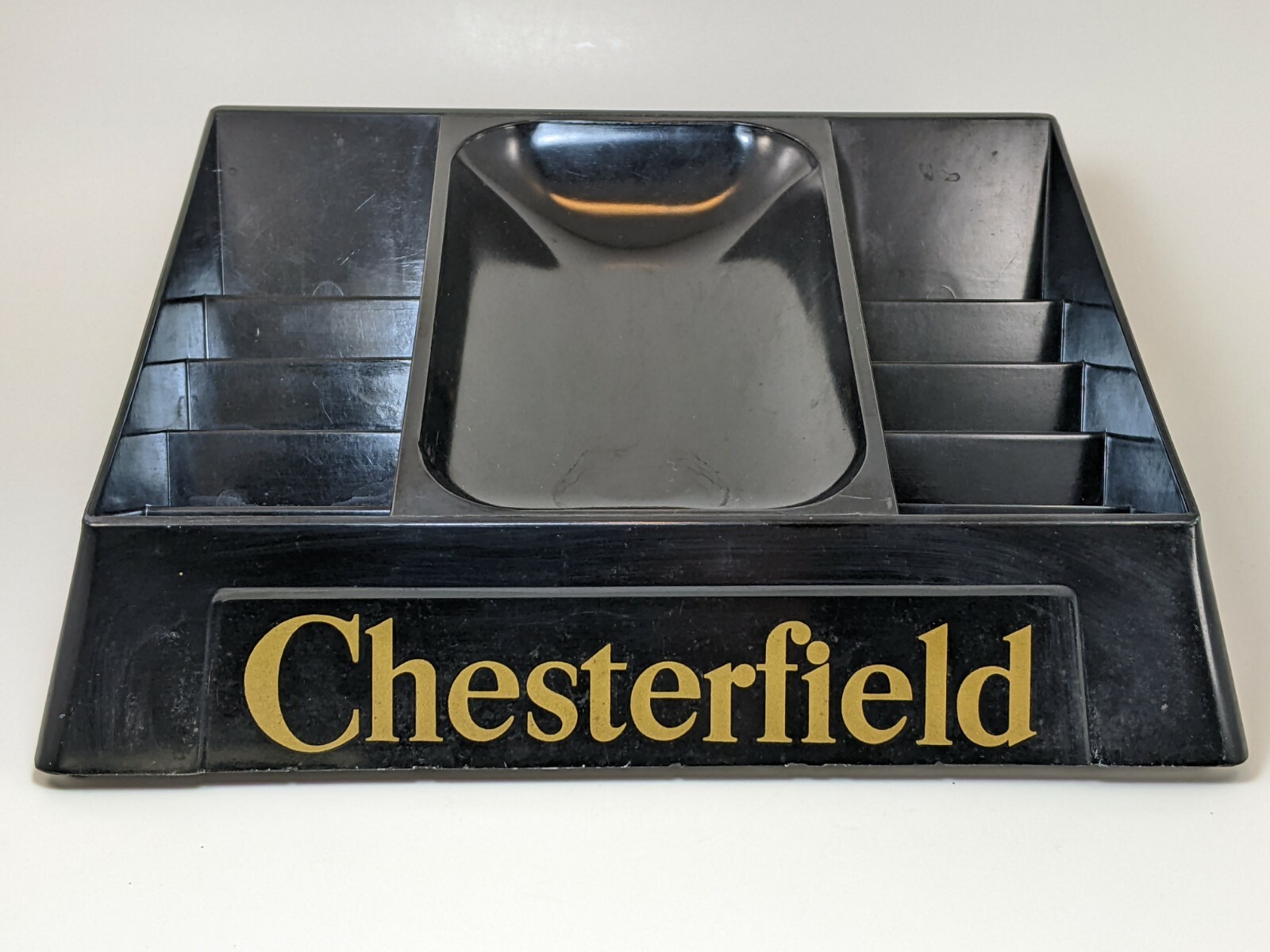 Black Chesterfield Cigarette Store Counter Ad Logo Pack Display Stand Vintage