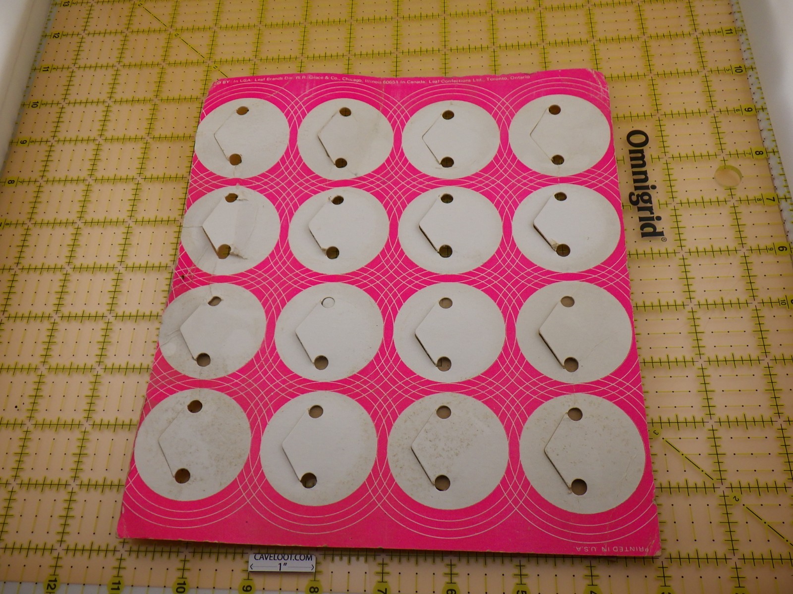 Vintage Leaf Brands Confectionery Pink Pinback Button Countertop Store Display