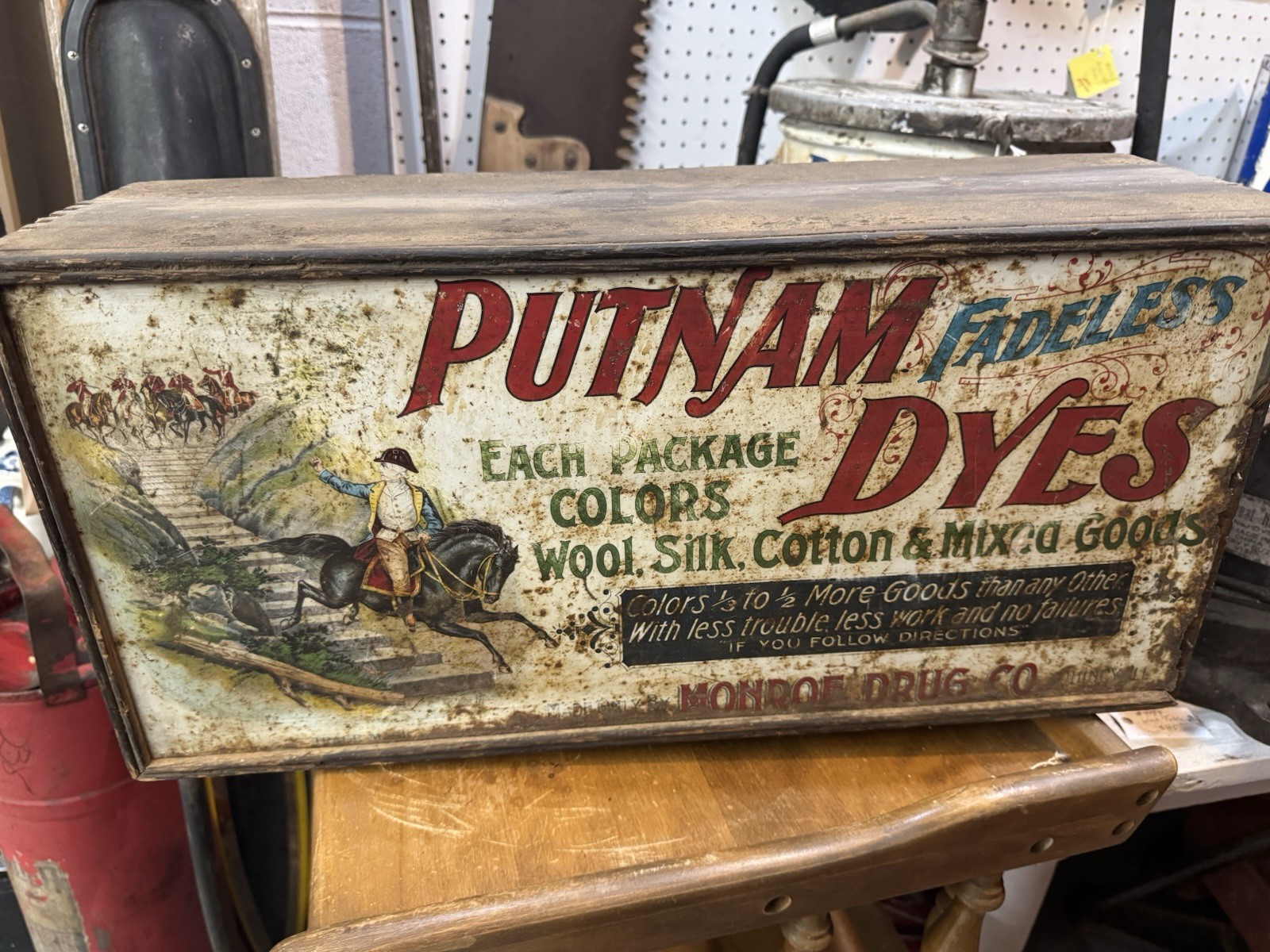 ANTIQUE 1920s PUTNAM FADELESS DYES WOOD ADVERTISING CABINET STORE DISPLAY