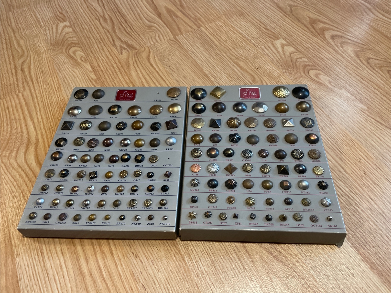 D’kei Upholstery Nail Sample Boards