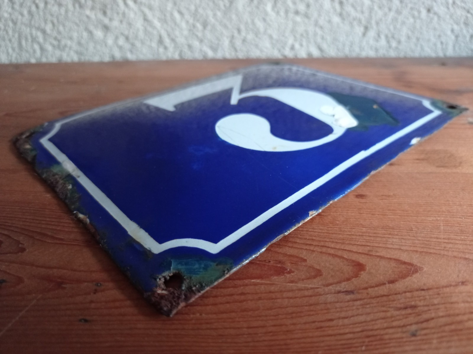 OLD ENAMELLED STREET, HOUSE PLAQUE – NUMBER 3 – 15 x 20 cm – BOMBED