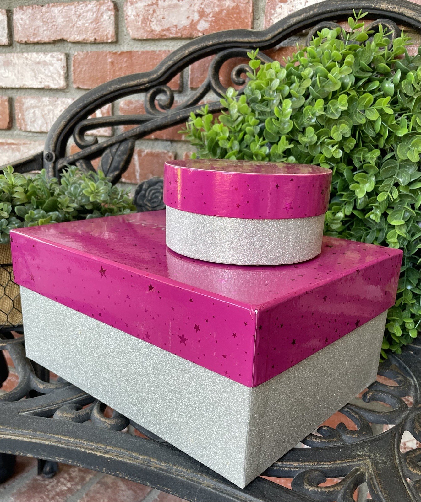 Victoria’s Secret Display Gift Boxes; Hot Pink & Stars/Glitter; Rectangle/Round