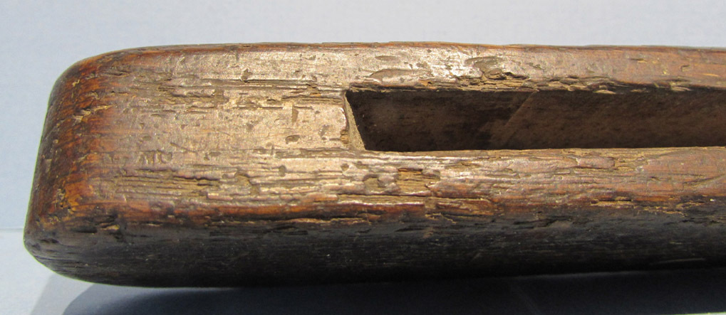 VERY OLD LG WOODEN BARBER SHOP STRAIGHT EDGE RAZOR 18 3/4″ WINDOW DISPLAY NEAT