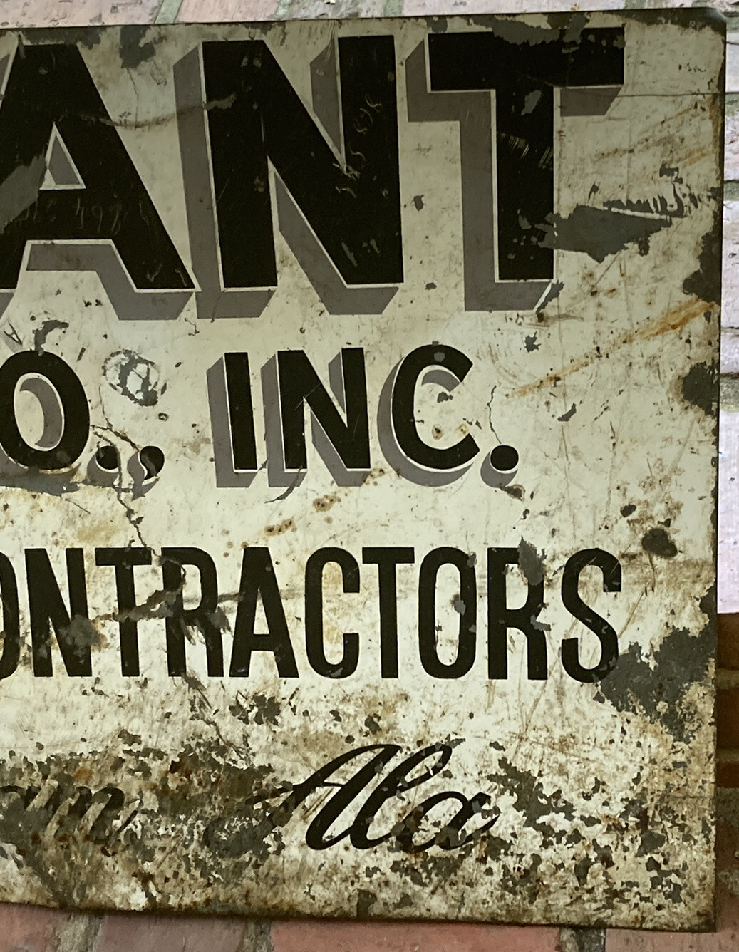 Vintage 1950s-1960s BRYANT CONTRACTORS Bham, Ala Adverti Sign 3ft. x 22 5/8in.