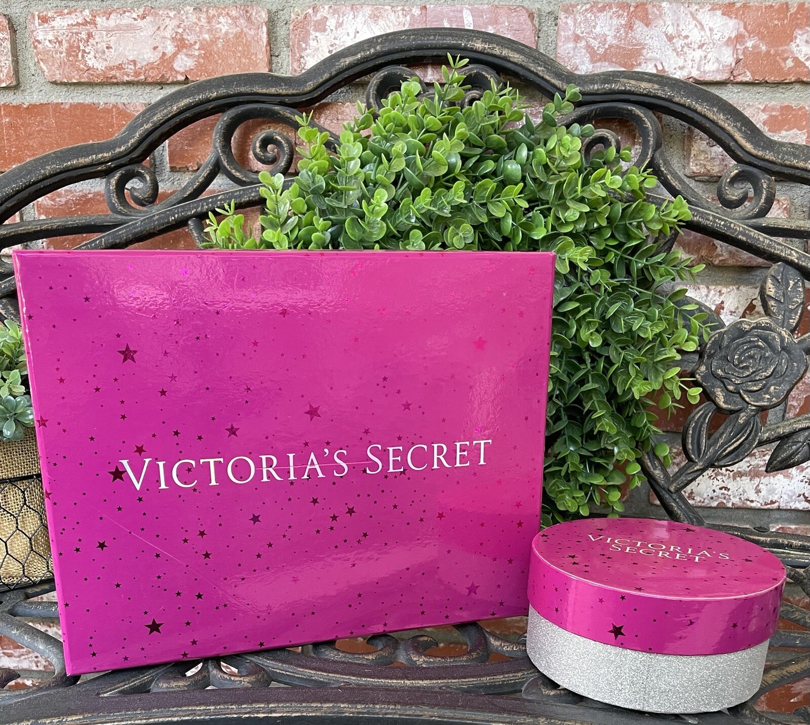 Victoria’s Secret Display Gift Boxes; Hot Pink & Stars/Glitter; Rectangle/Round