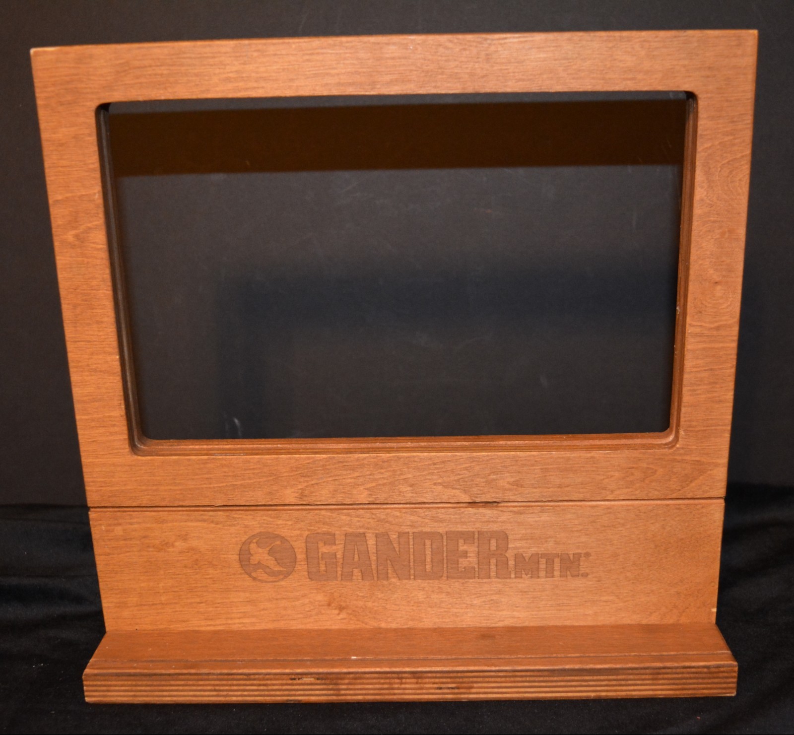 Wood Store Advertisement Store Display Frame Table Tent GANDER MOUNTAIN