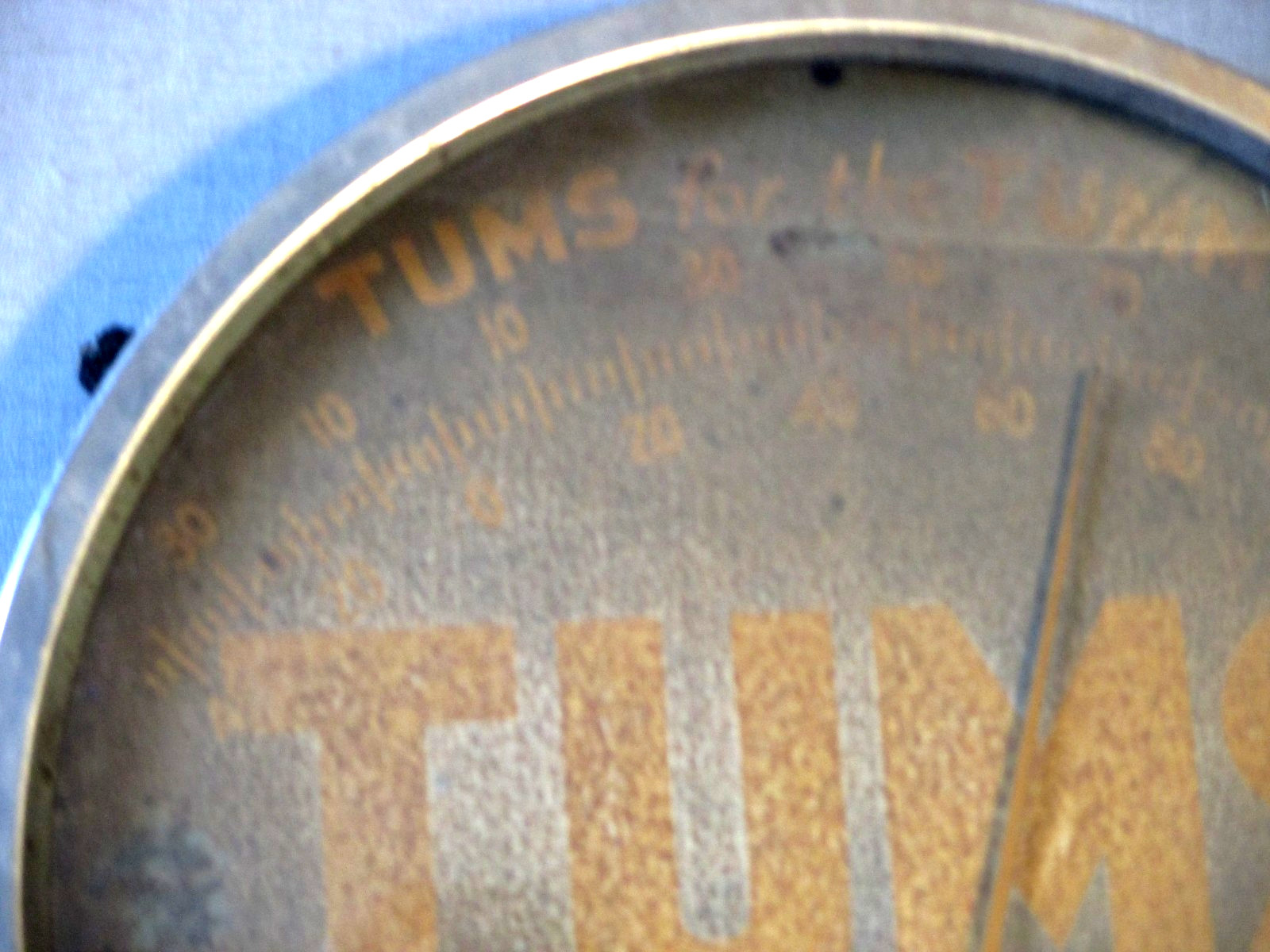 1930’S TUMS-FOR TUMMY- HEARTBURN- STORE DISPLAY SIGN THERMOMETER-9″- WORKS