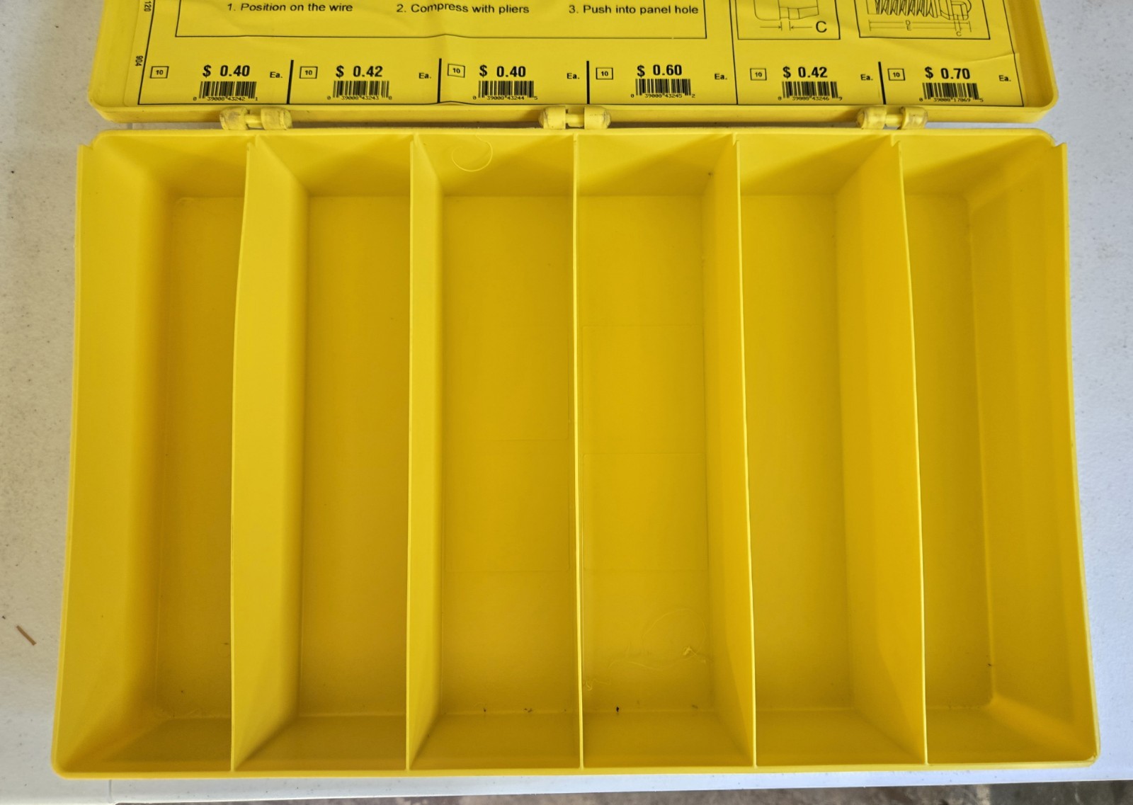 Large Serv-a-Lite Strain Relief Bushings Storage Box Serv-a-lite Products Empty