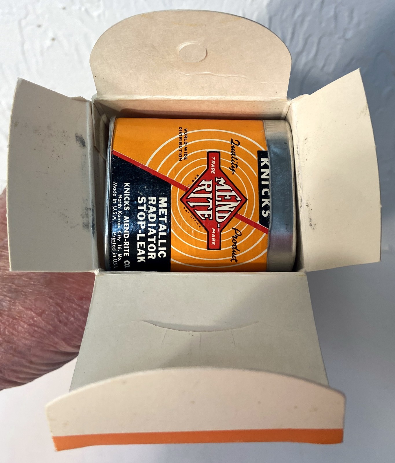 Vintage Knicks Mend Rite Metallic Radiator Stop-Leak Seals NEW NOS display FULL