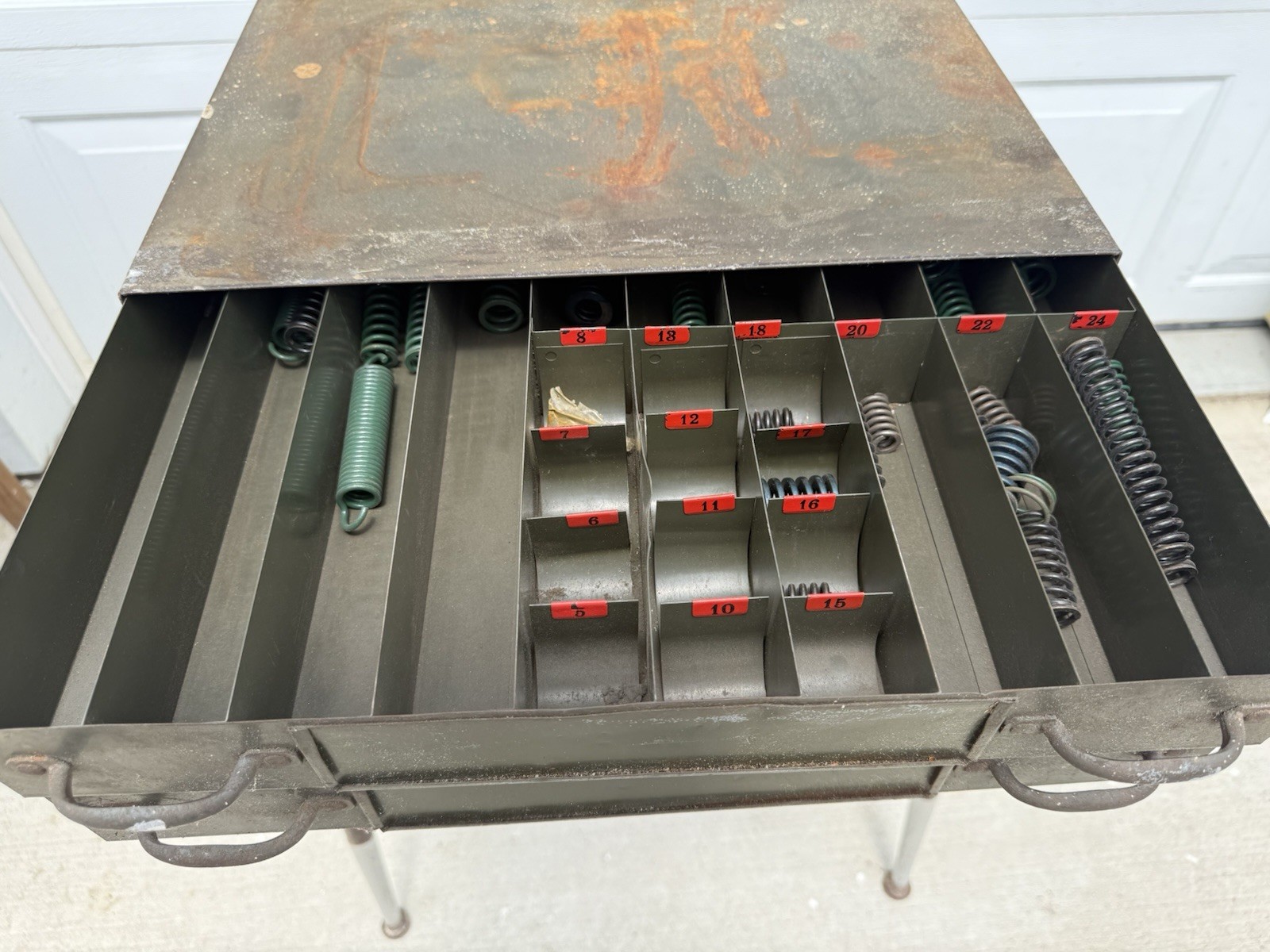 VTG Corry PA Raymond Man. Co. Quality Springs Metal Cabinet W/Springs Included