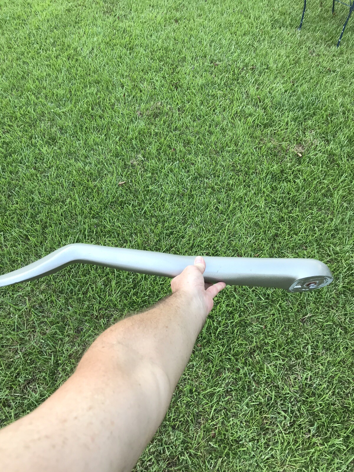 VINTAGE 27″ MANNEQUIN #051/8 ARM VERY UNUSUAL SILVER HAND LOOKS LIKE A FLIPPER