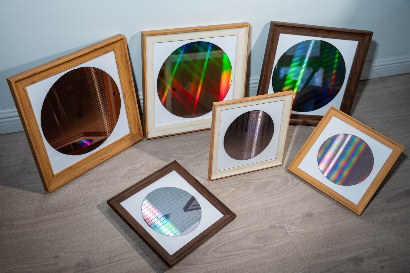 Framed Silicon Wafer Display for Vintage CPU Microchips Tech Wall Art (8&12inch)