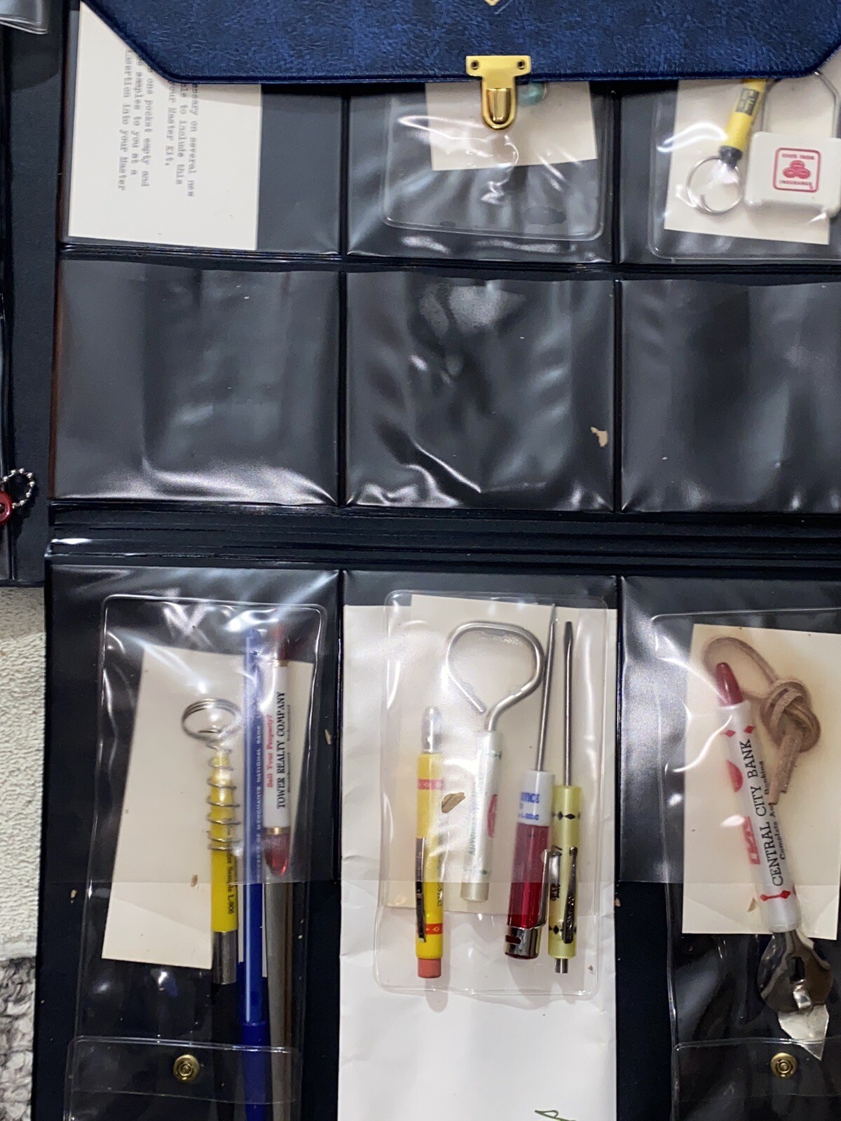 Vintage Advertising Pens Salesman Sample Case Ritepoint BIC Arrowflite Huge Lot