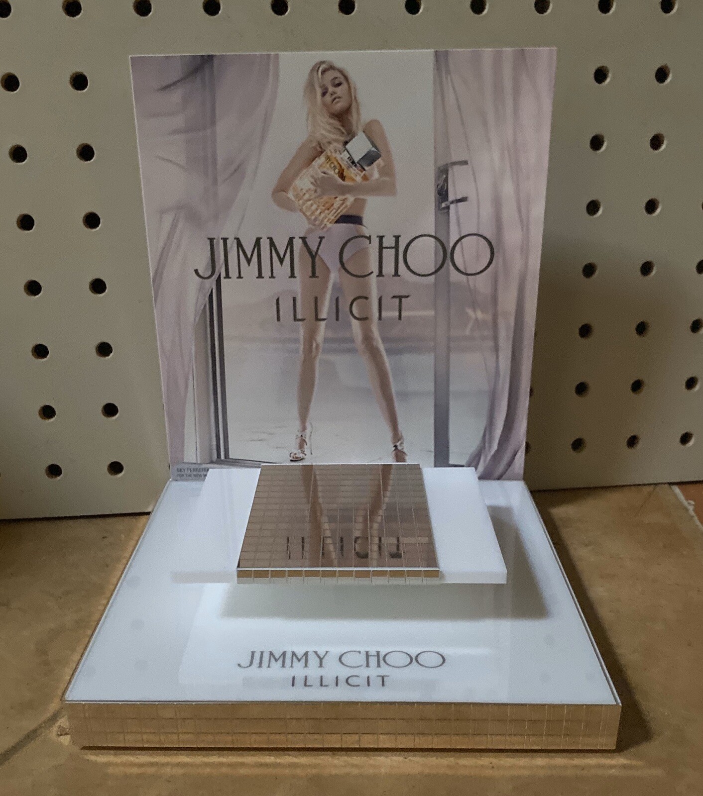 BRAND NEW JIMMY CHOO ILLICIT PERFUME DISPLAY