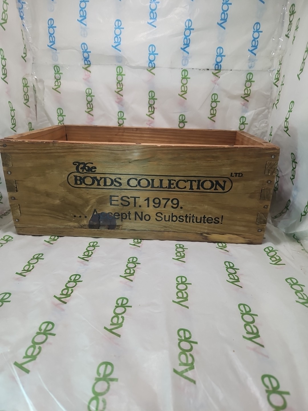 Boyd’s Bears Wooden Crate Medium Store Display 13-3/4 X 8-1/4 X5 -1/4 (JJ)
