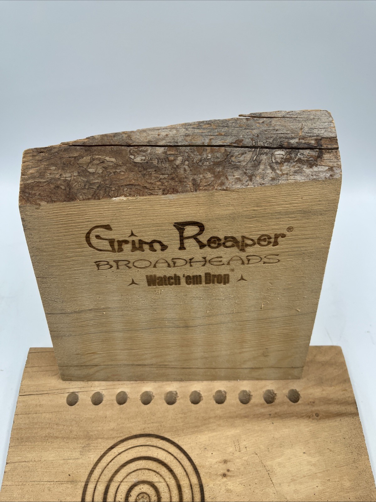 Grim Reaper Broadhead Display – Wood