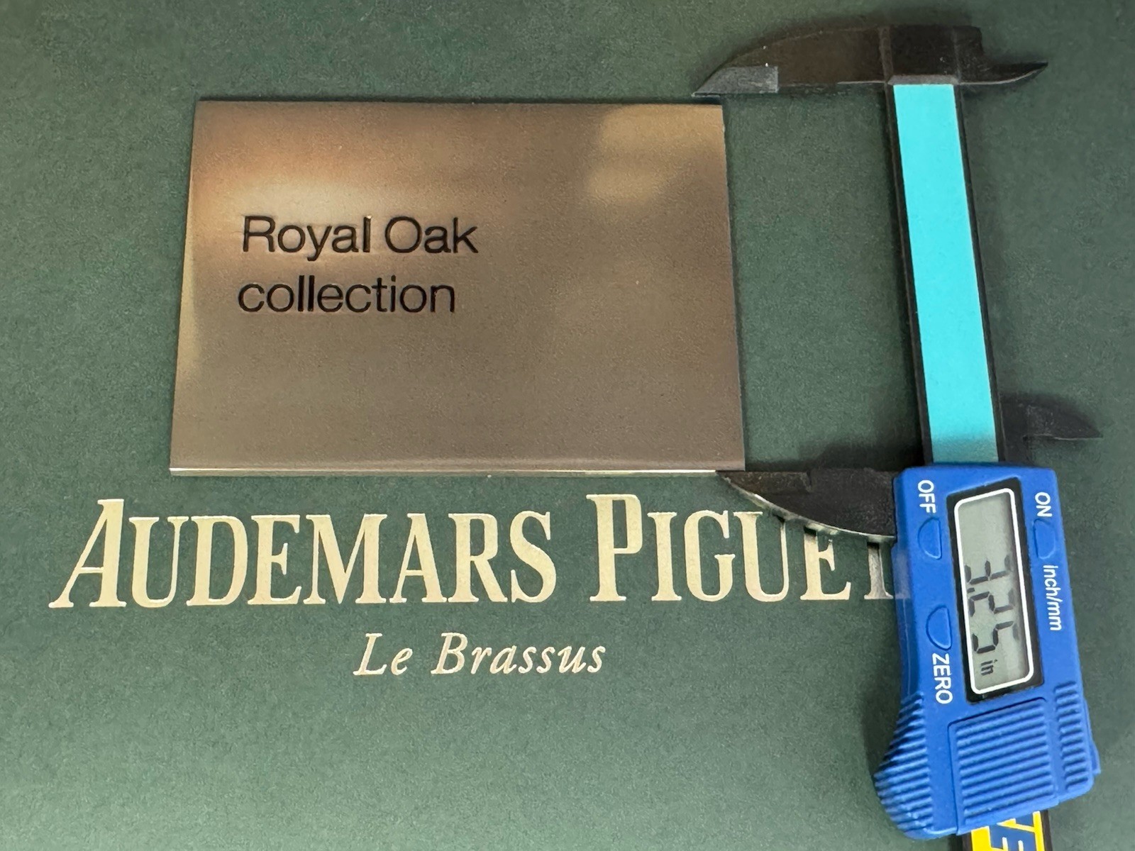 100% OEM AUDEMARS PIGUET Brass Boutique Display Sign 4.5” x 3.5” RARE & NEW