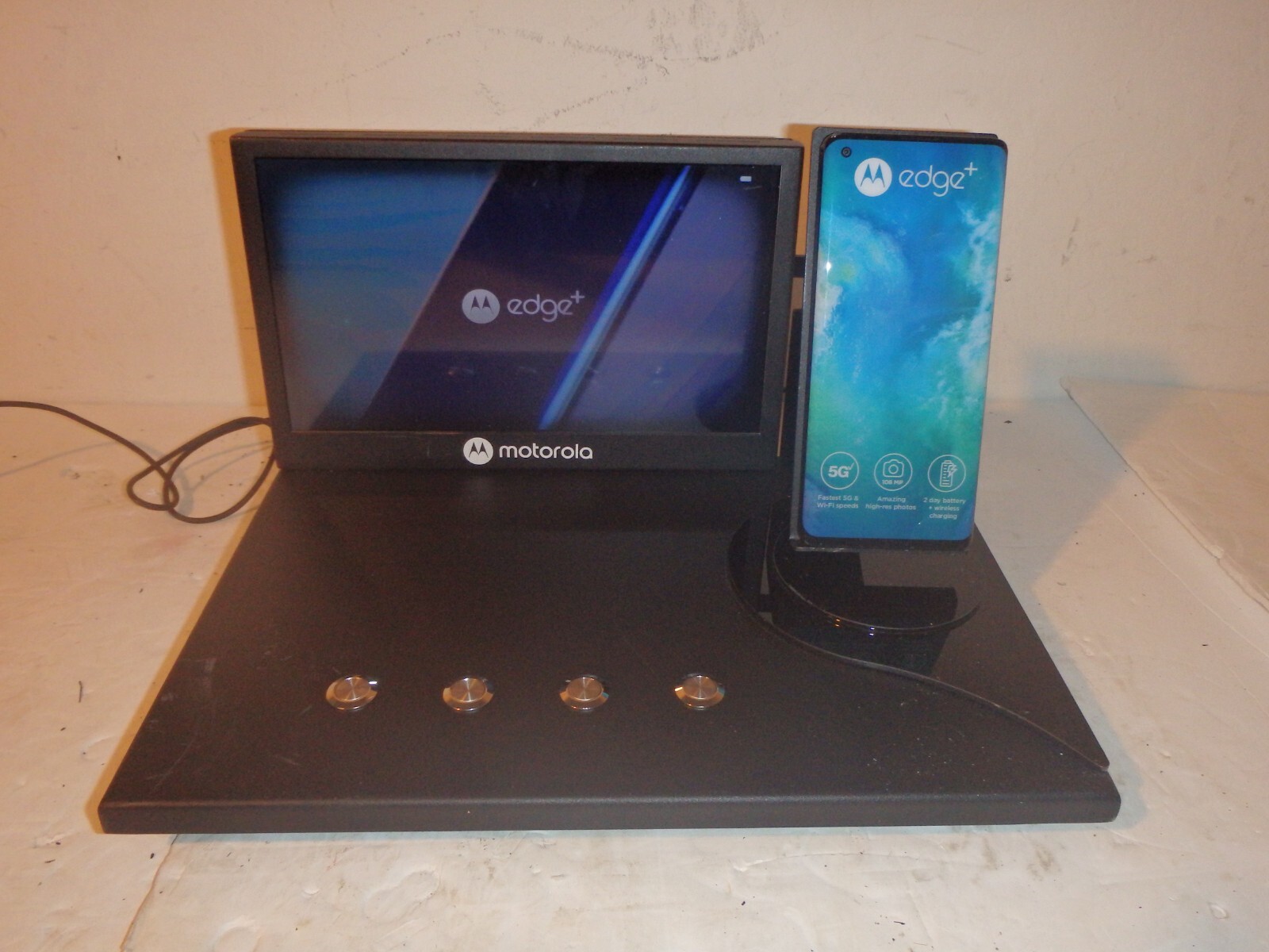 Motorola Edge + Plus Video Retail Store Display Phone Holder