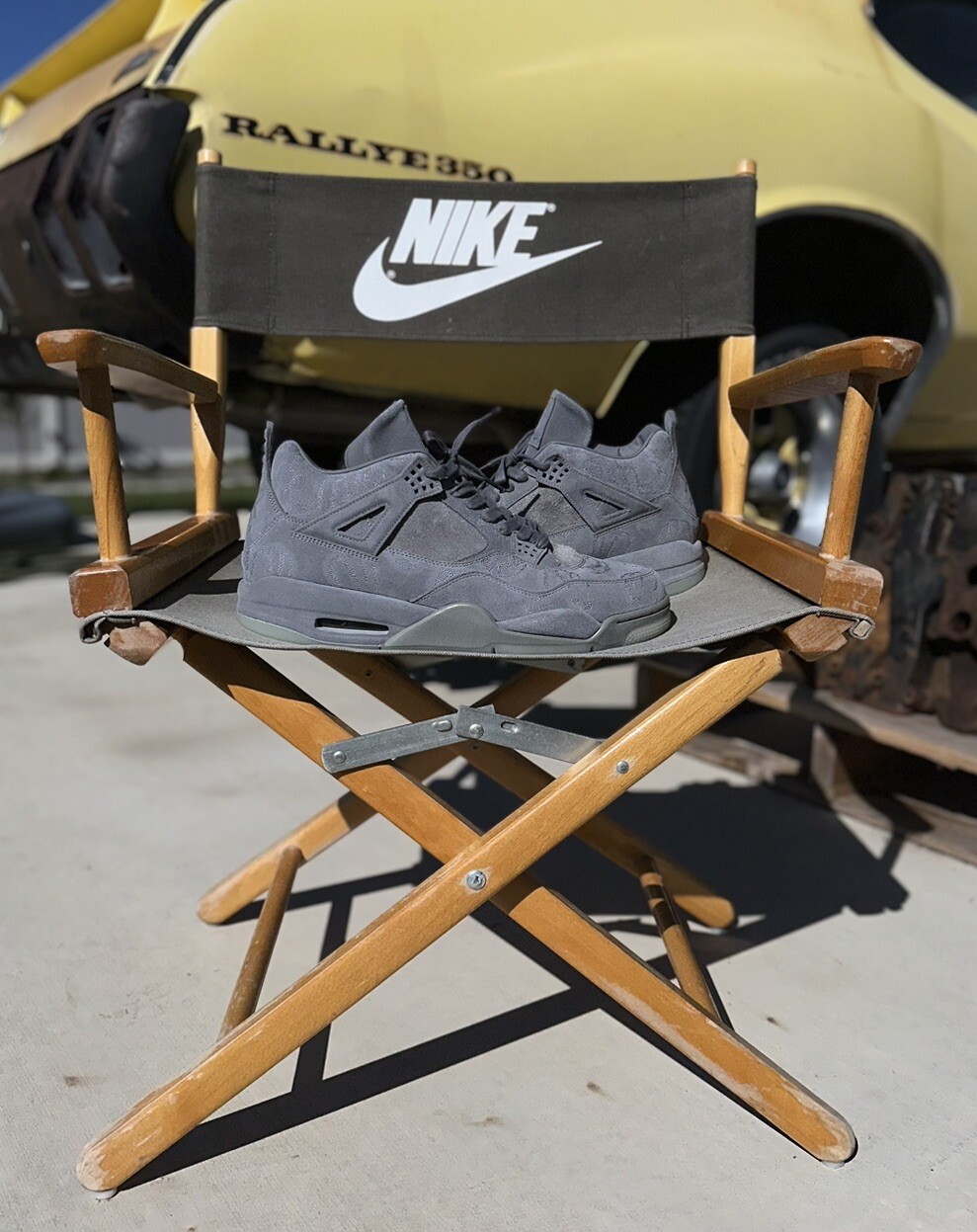 VTG RARE 1980s NIKE DIRECTOR RETAIL DISPLAY CHAIR ADVERTISEMENT PROMOTIONAL ITEM