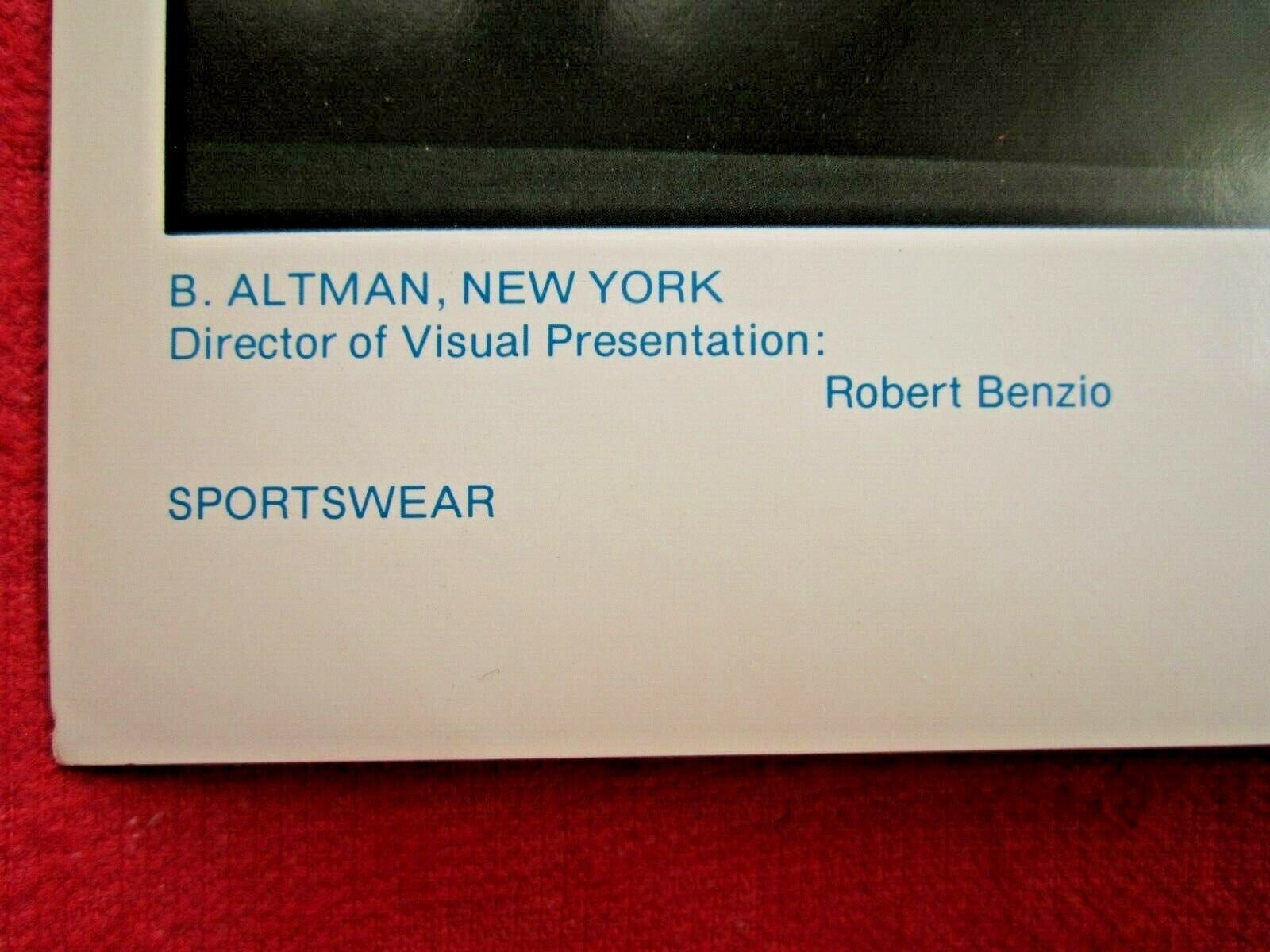 1975 B. ALTMAN, NEW YORK STORE WINDOW DISPLAY CRISP COOL PHOTOGRAPH PRINT #410