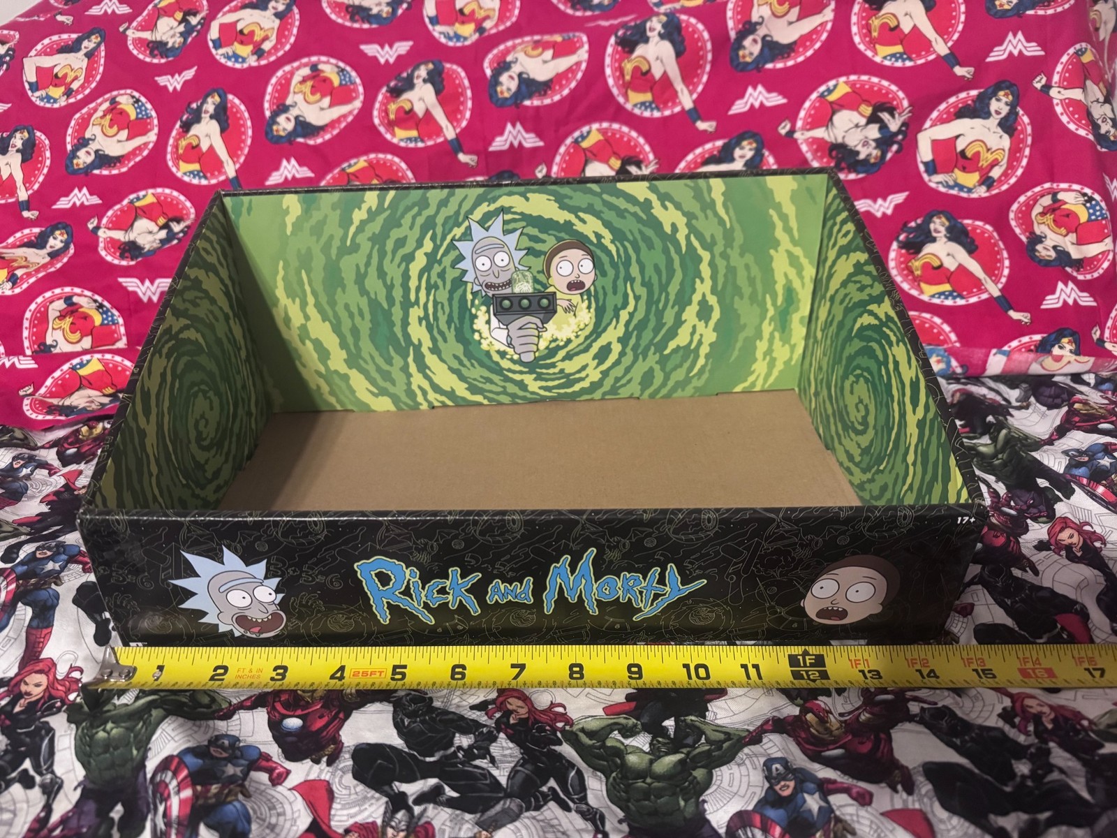 ADULT SWIM RICK AND MORTY JAZWARES STORE DISPLAY BOX FOR COLLECTIBLES RARE LTD
