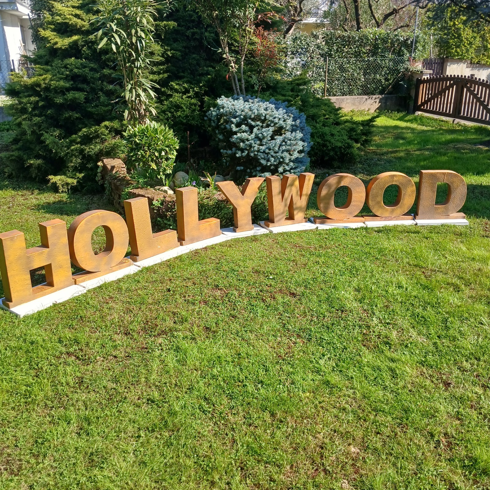 HOLLYWOOD 450CM Giant Written Sign Restaurant Bar Brewery Disco