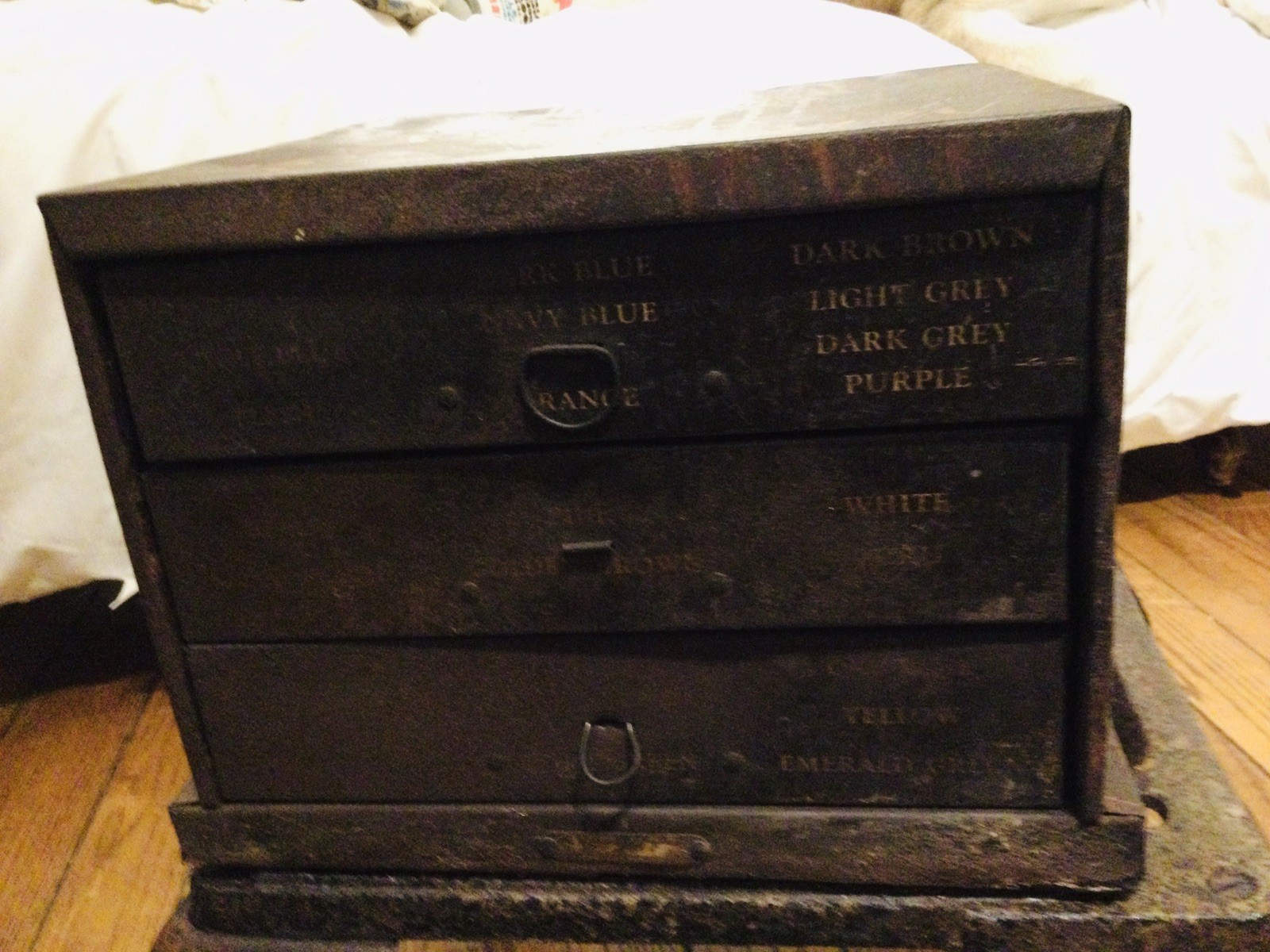 ANTIQUE c.1920 ADVERTISING GENERAL STORE DISPLAY CABINET “NEVER SAY DYE SAY RIT”