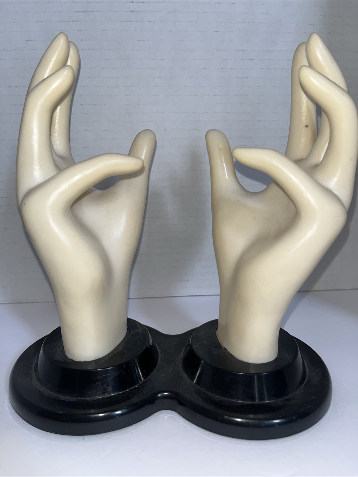 Vintage 1990 Giftware Double Mannequin Hands Jewelry Ring Display TX1