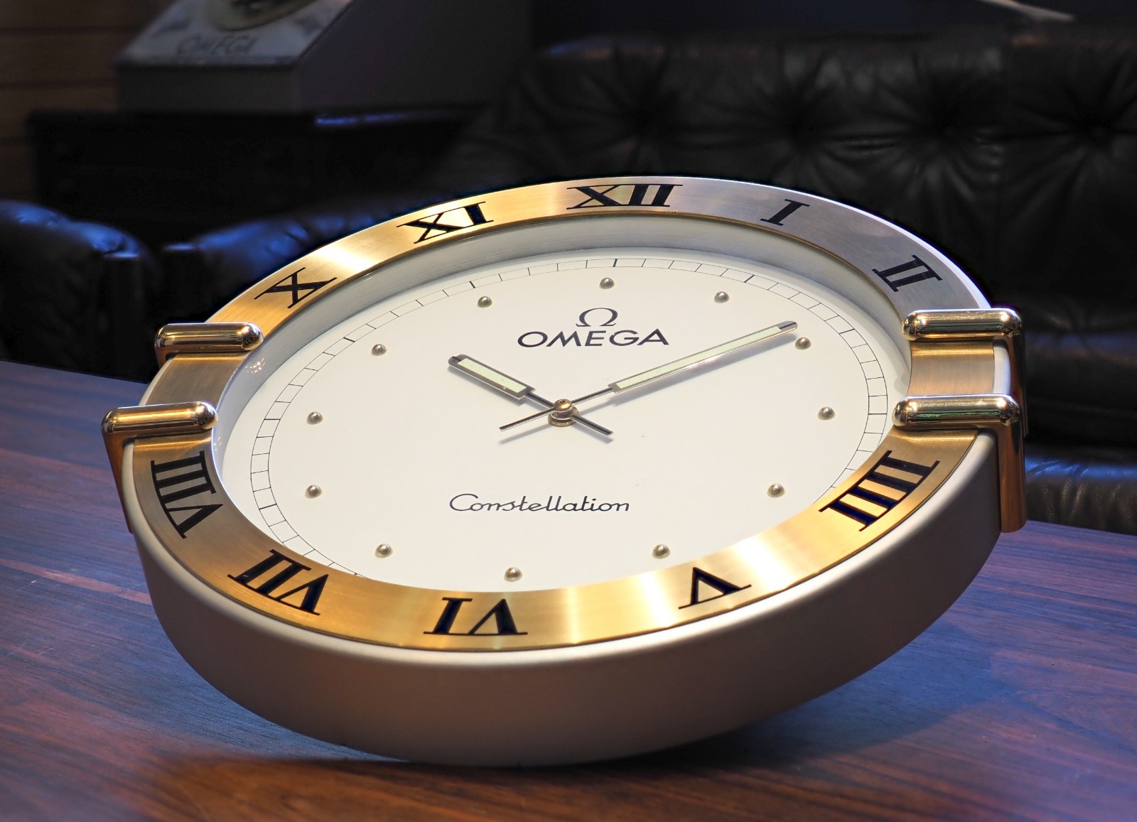 Genuine Omega Constellation Metal Quartz Store Display Wall Clock 14 Inches