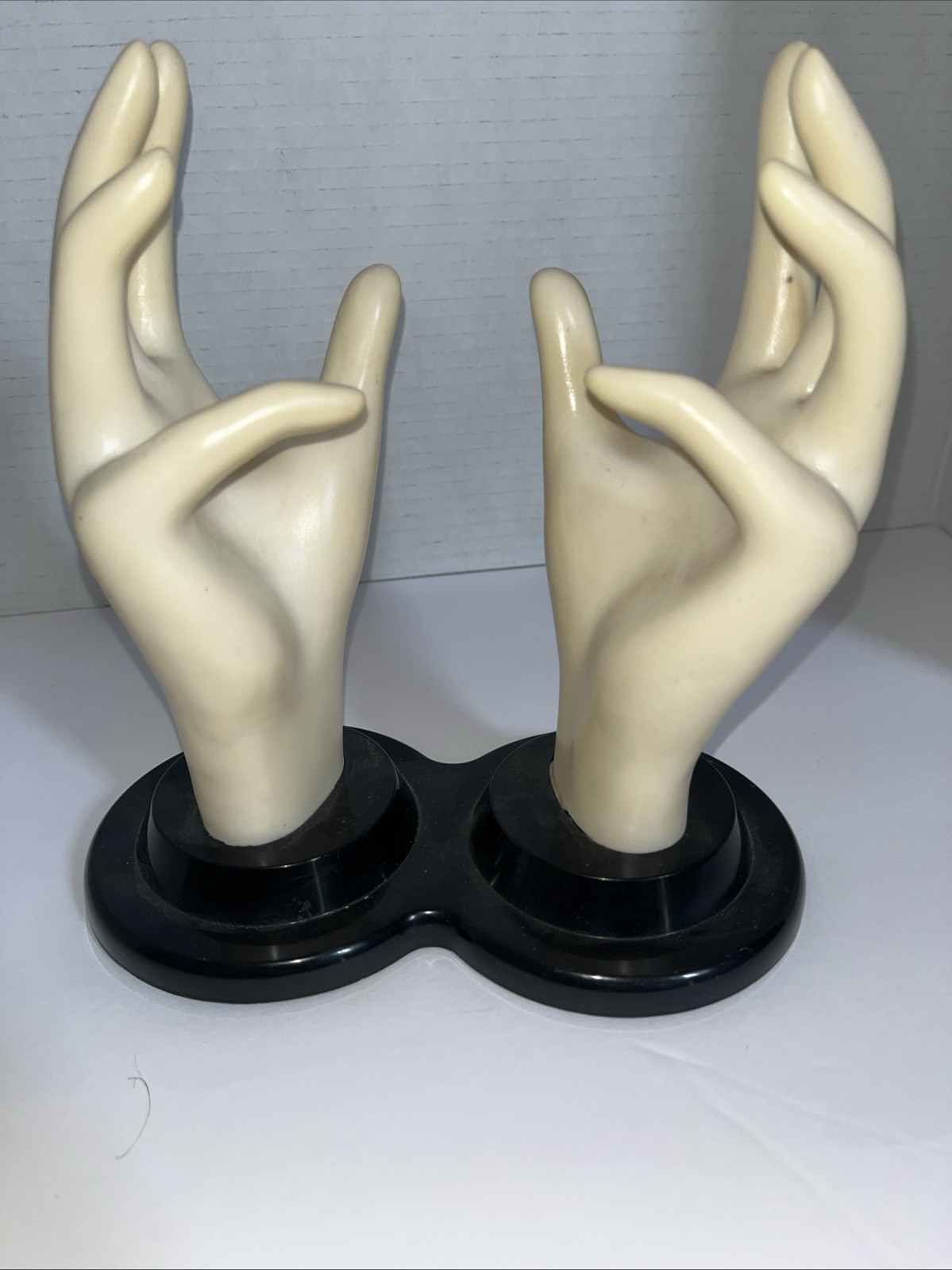 Vintage 1990 Giftware Double Mannequin Hands Jewelry Ring Display TX1